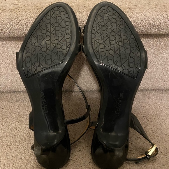 Auth Calvin Klein high heels black patent leather high heels / sling heels - Picture 4 of 4